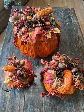 Autumn Decorative Nesting Pumpkin Set with Berries & Leaves